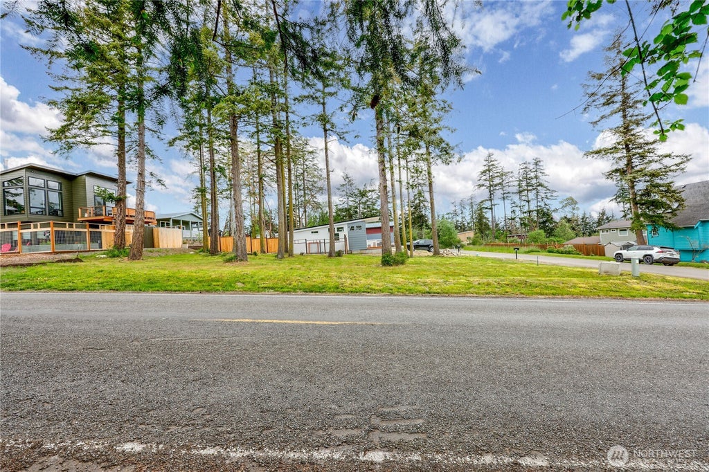 Photo of 1015 Gise Street, Port Townsend, WA 98368 (MLS # 2523559)