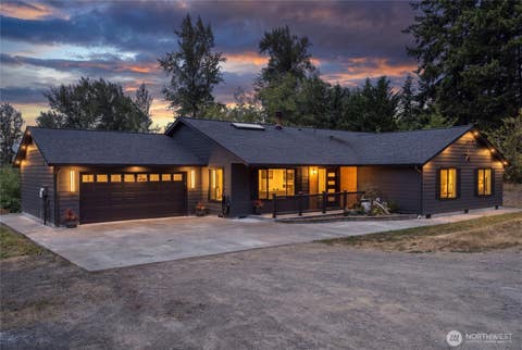 Photo of 198 Star Road, Kalama, WA 98625 (MLS # 2570097)