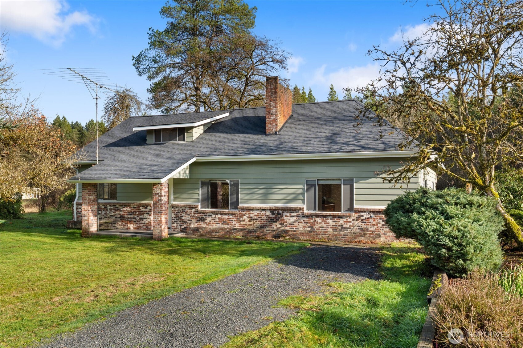 4873 Jackson Highway