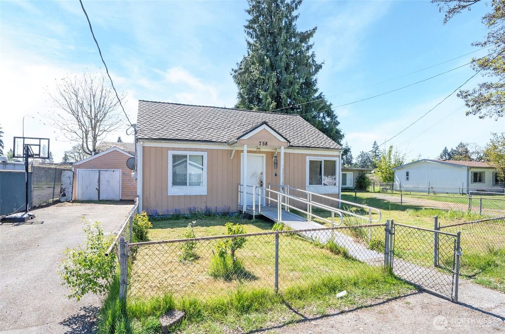 Photo of 758 108th Street S, Tacoma, WA 98444 (MLS # 2490526)