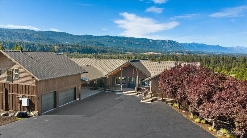 2262 Lambert Road