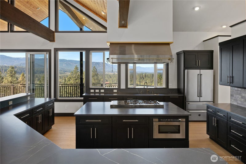 2262 Lambert Road