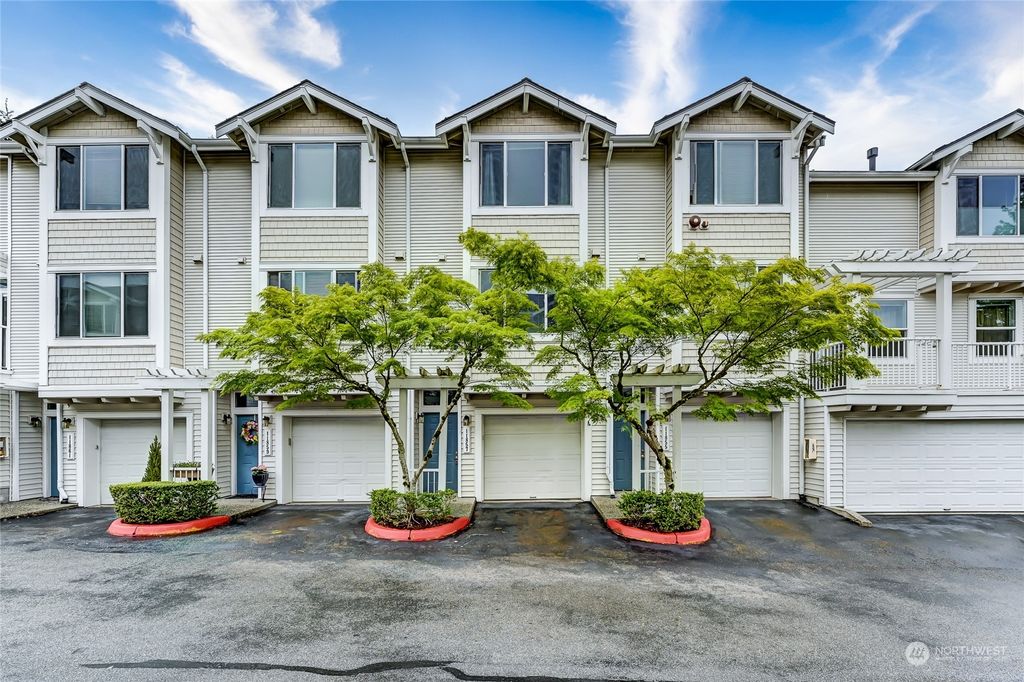 Photo of 11857 NE 162nd Lane #10-4, Bothell, WA 98011 (MLS # 2241343)