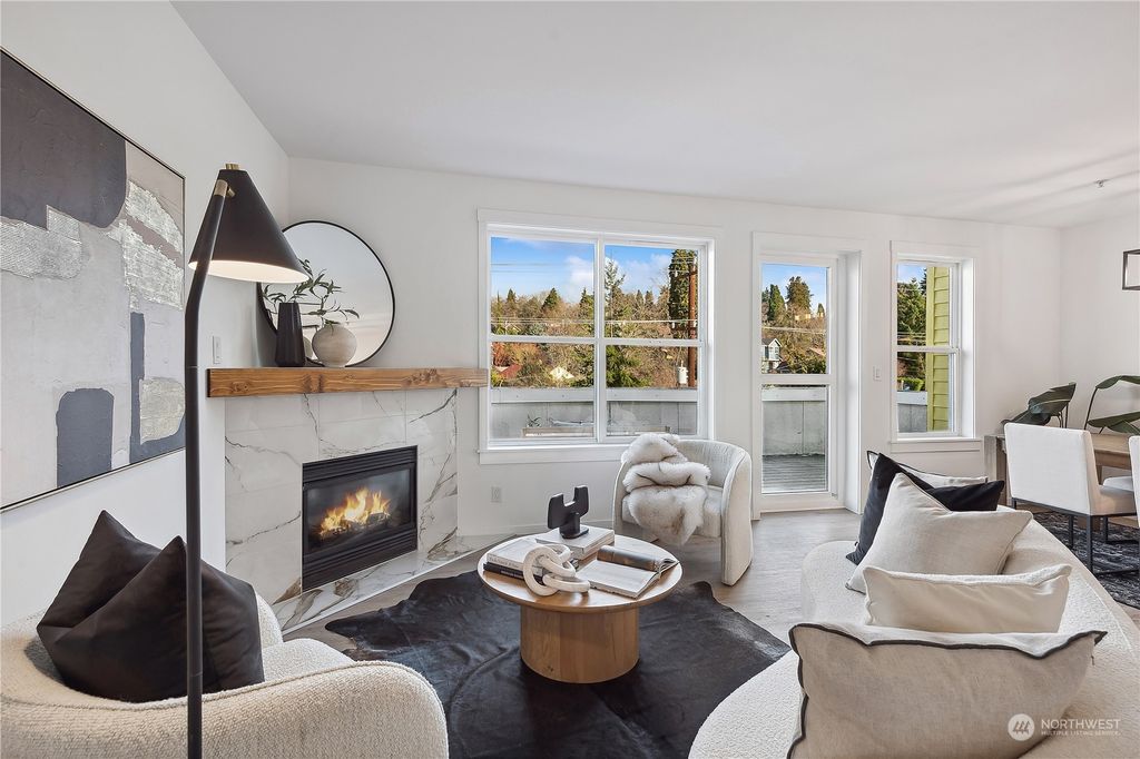 Photo of 2901 NE Blakeley Street #503, Seattle, WA 98105 (MLS # 2190946)