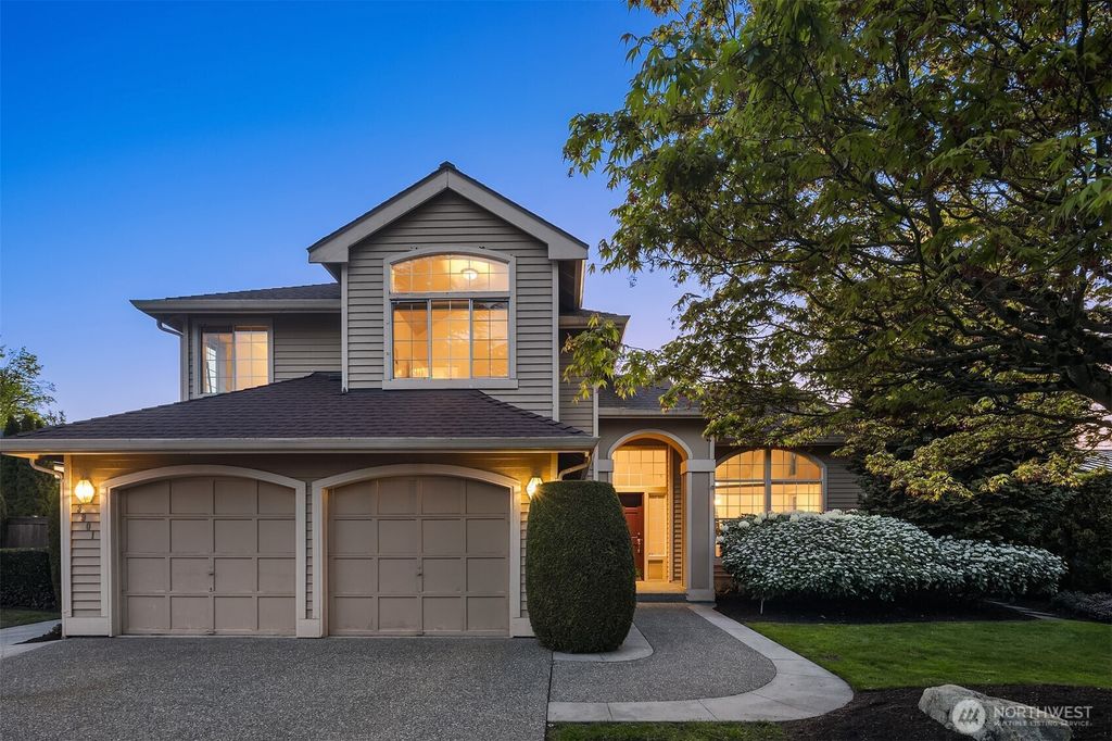 Photo of 3901 Meadow Avenue N, Renton, WA 98056 (MLS # 2362596)