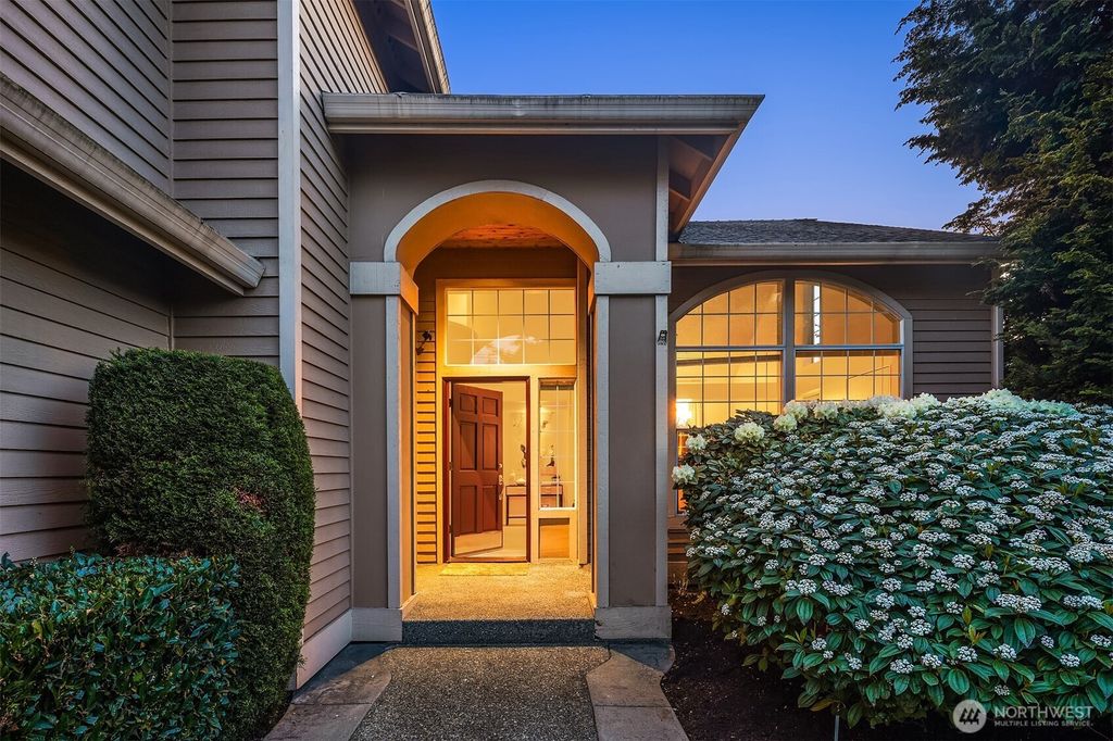 Photo of 3901 Meadow Avenue N, Renton, WA 98056 (MLS # 2362596)