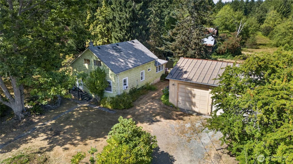 Photo of 10215 56th Street SE, Snohomish, WA 98290 (MLS # 2564558)
