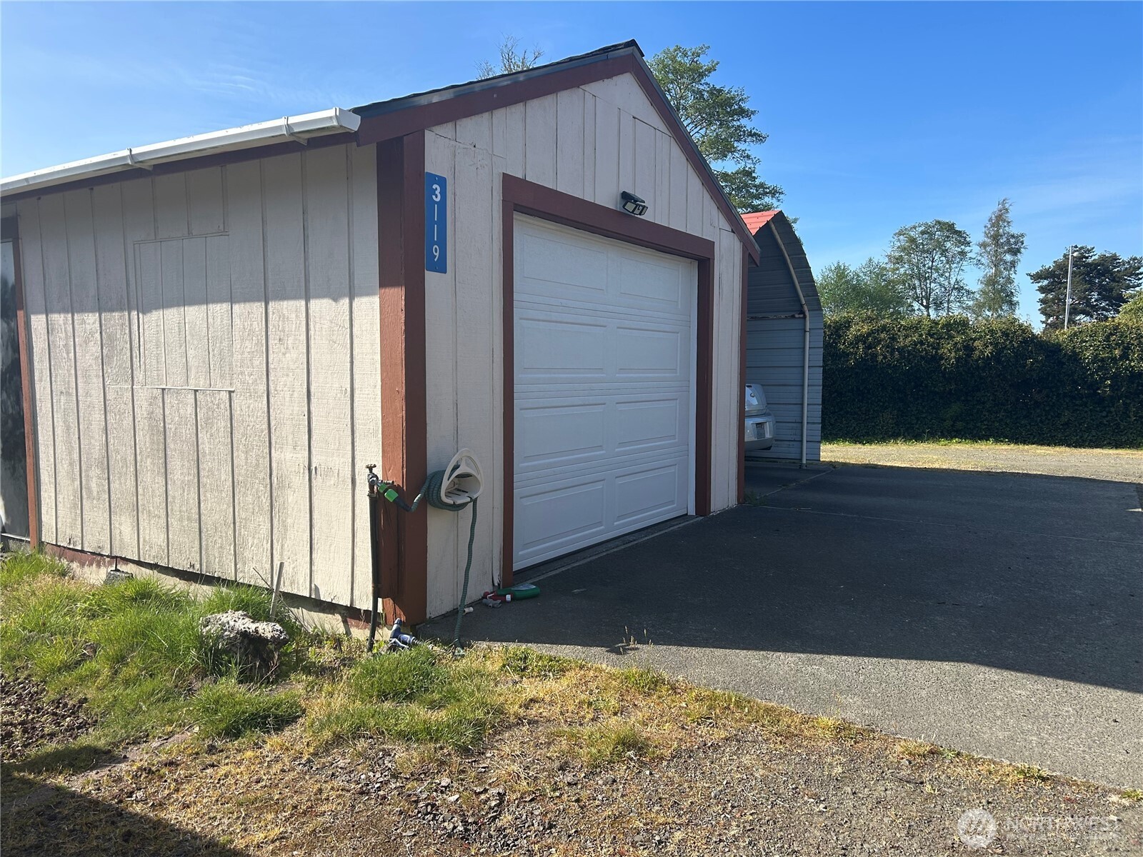 3119 Sandridge Road