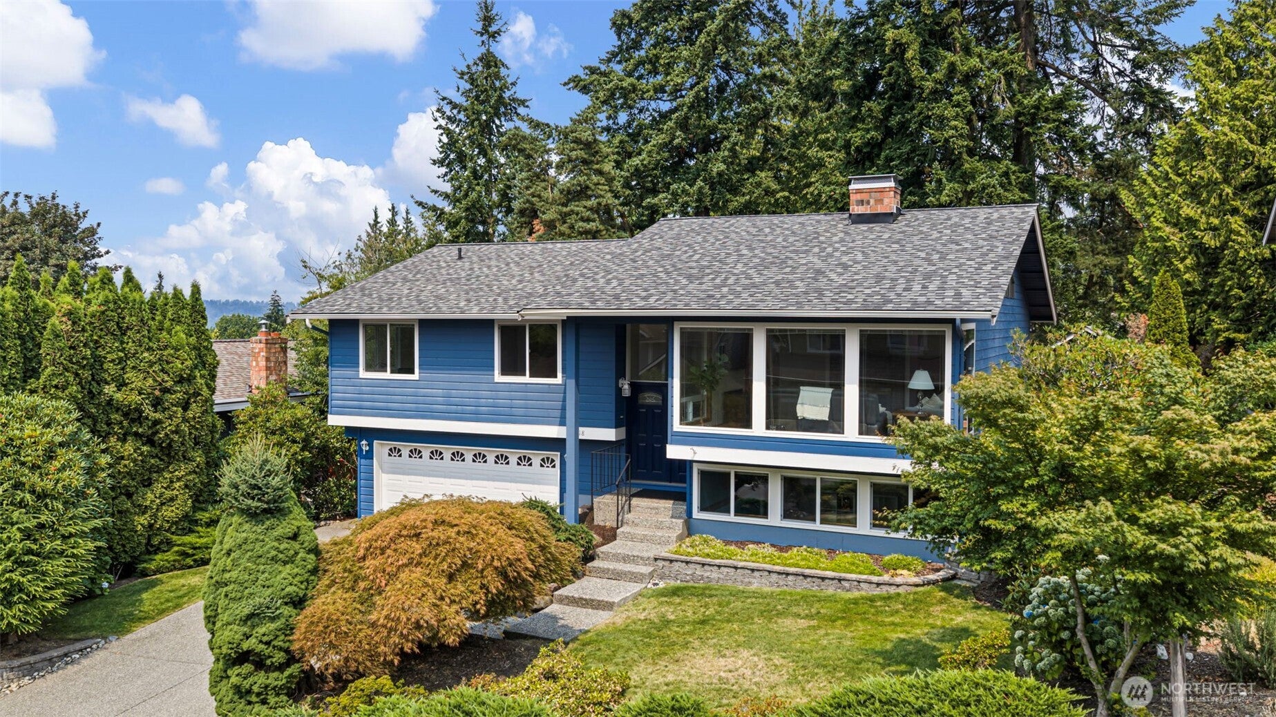 12818 NE 111th Place