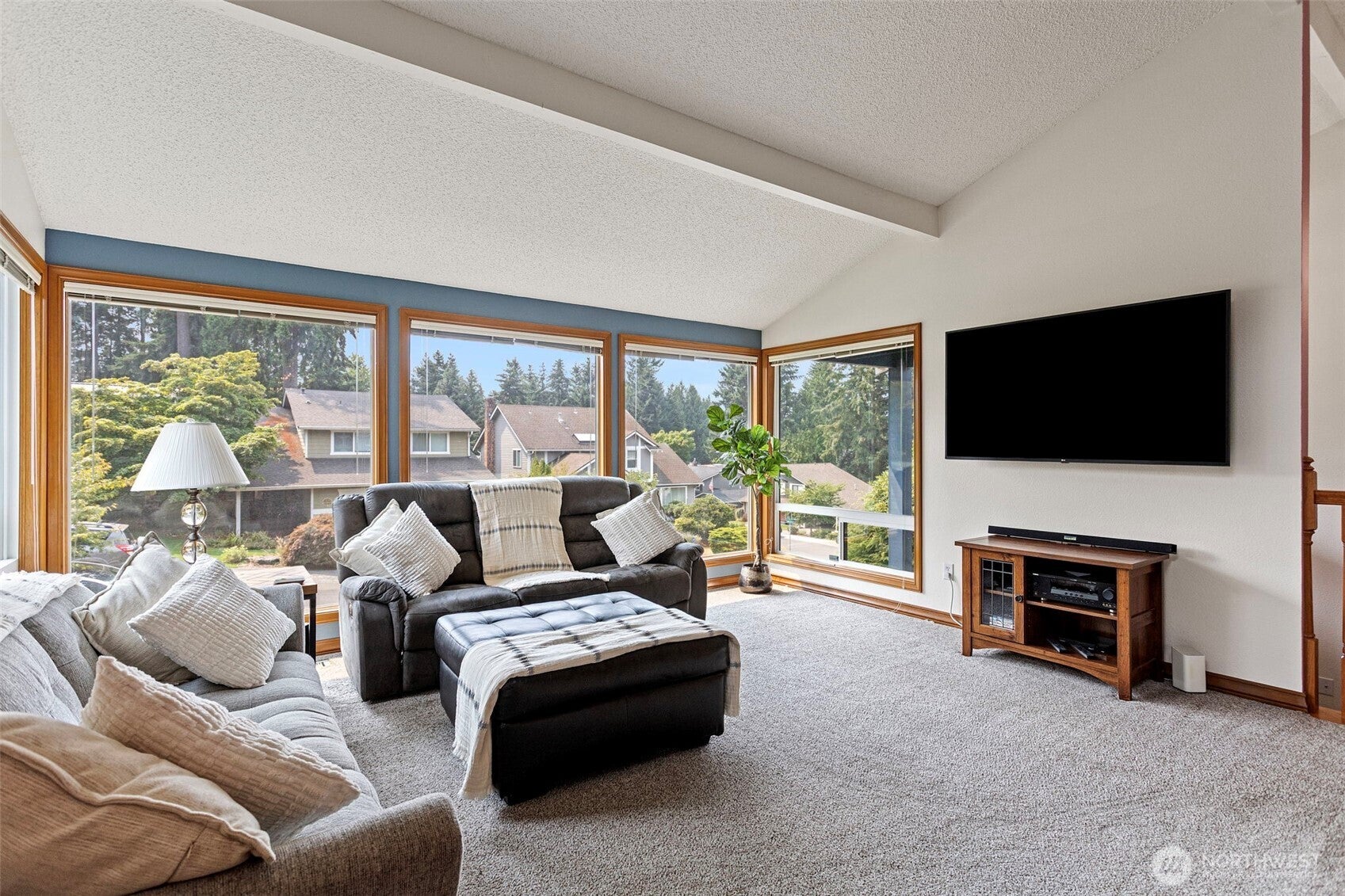 12818 NE 111th Place