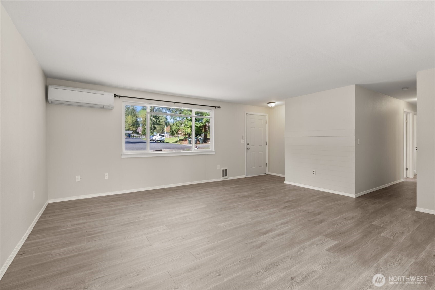 5221 Concolor Court SW