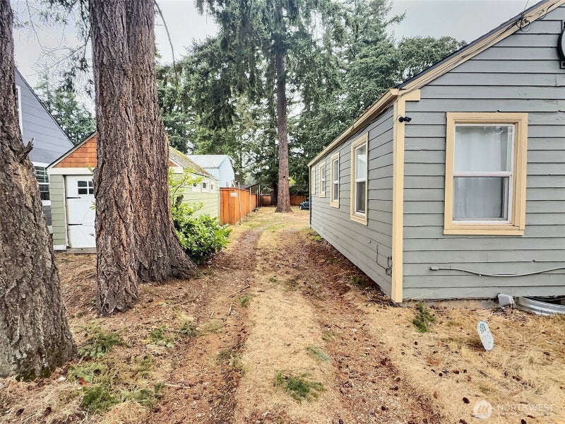 6715 Steilacoom Boulevard SW