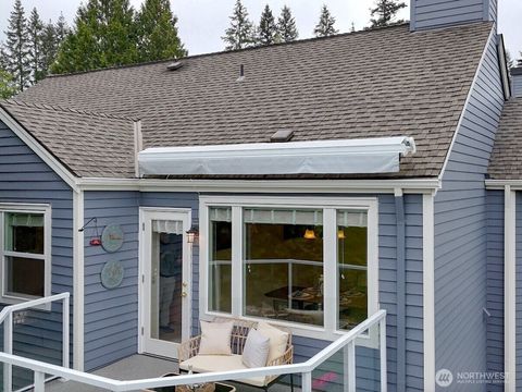 Photo of 22471 SE 42nd Terrace #2204, Issaquah, WA 98029 (MLS # 2520098)