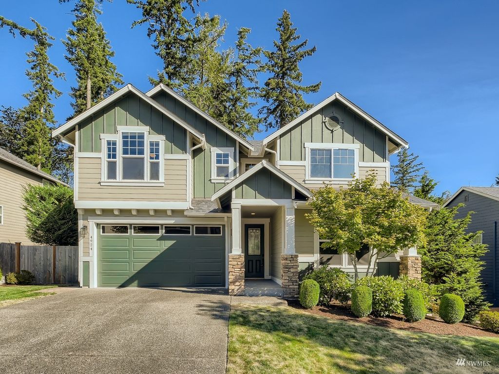 Photo of 4924 NE 25th Street, Renton, WA 98059 (MLS # 1992086)