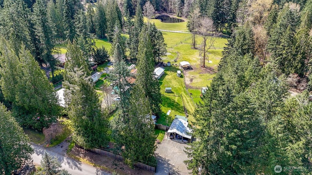 Photo of 33407 190th Avenue SE, Auburn, WA 98092 (MLS # 2499613)