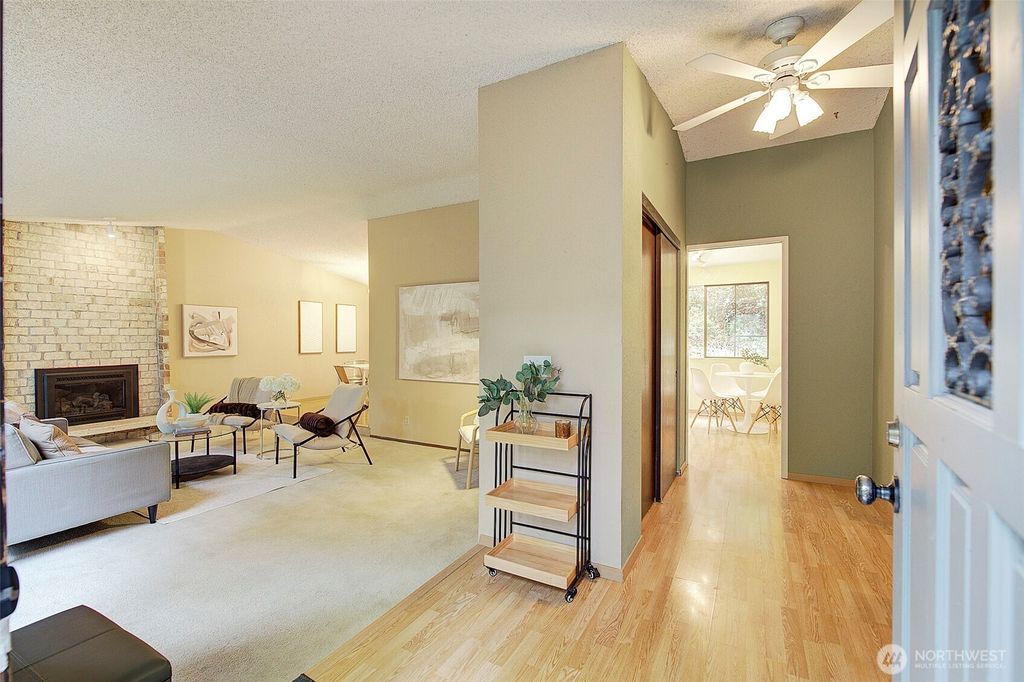 Photo of 22710 2nd Avenue SE, Bothell, WA 98021 (MLS # 2453892)