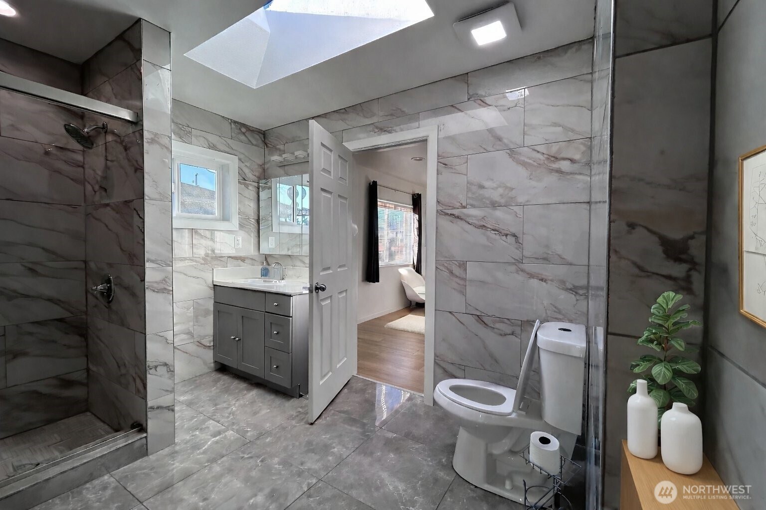 7005 S Junett Street