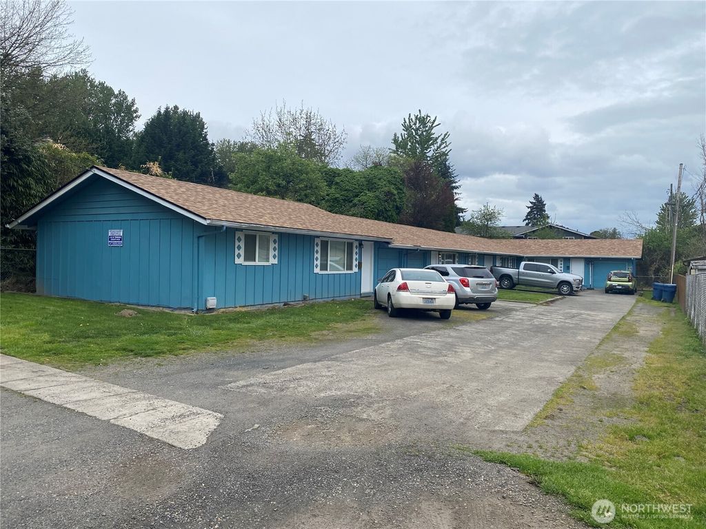Photo of 97 Donation Street, Kelso, WA 98626 (MLS # 2514708)