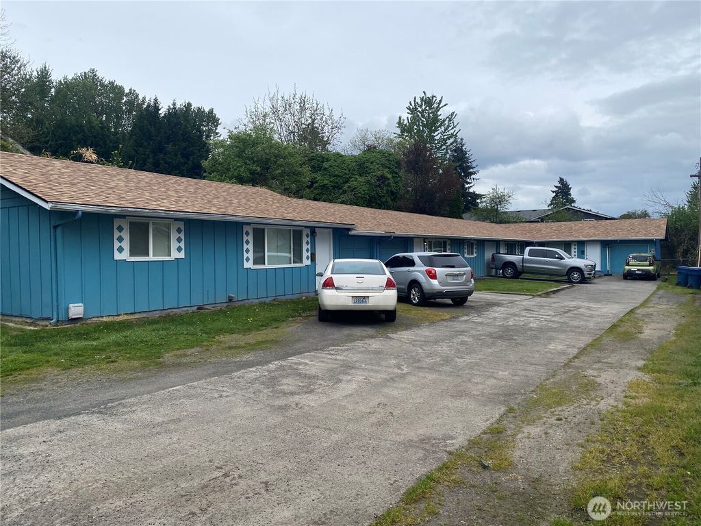 Photo of 97 Donation Street, Kelso, WA 98626 (MLS # 2514708)