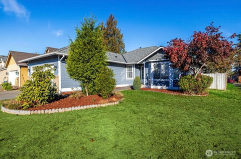 Photo of 10212 SE 243rd Street, Kent, WA 98030 (MLS # 2445441)
