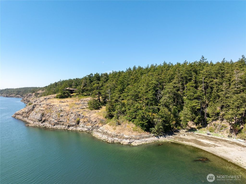 Photo of 189 Calle Aguila, Lopez Island, WA 98261 (MLS # 2526760)
