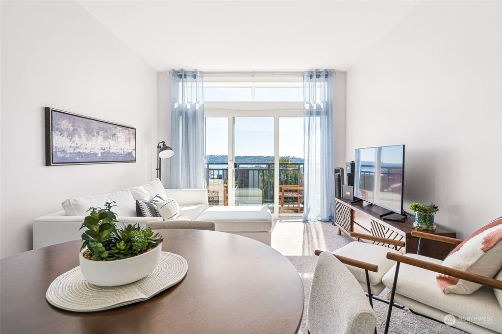 Photo of 2414 1st Avenue #612, Seattle, WA 98121 (MLS # 2186445)