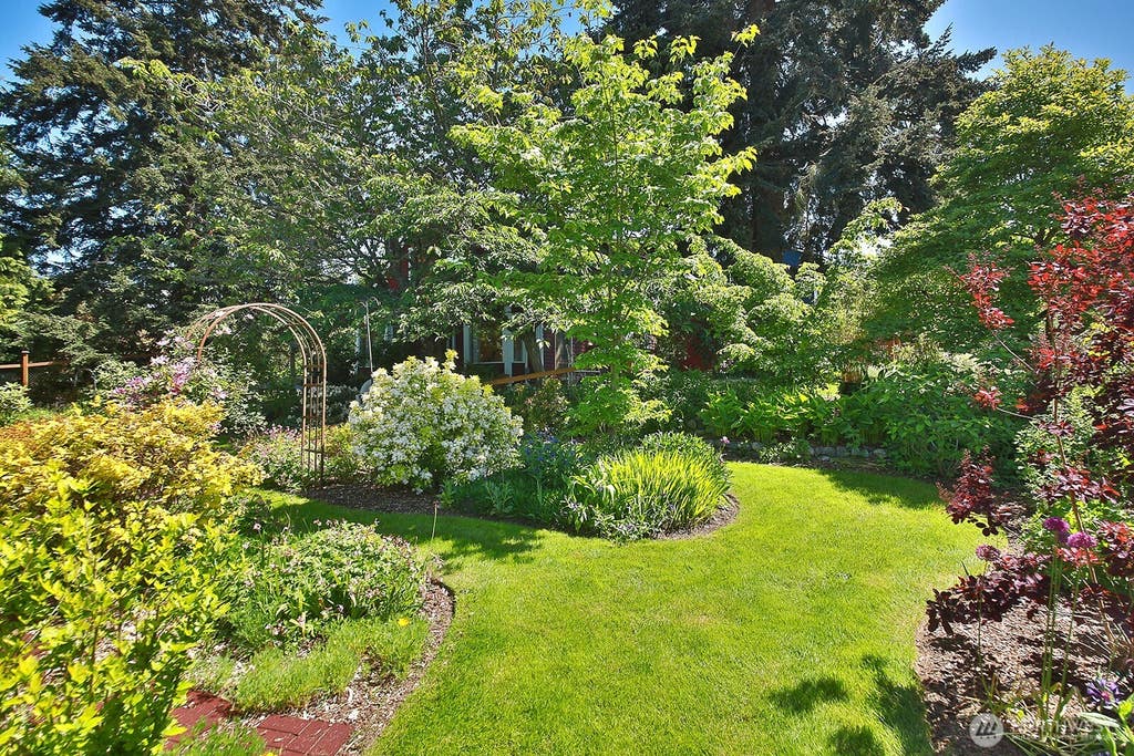 Photo of 730 Gleason Lane, Langley, WA 98260 (MLS # 2533328)