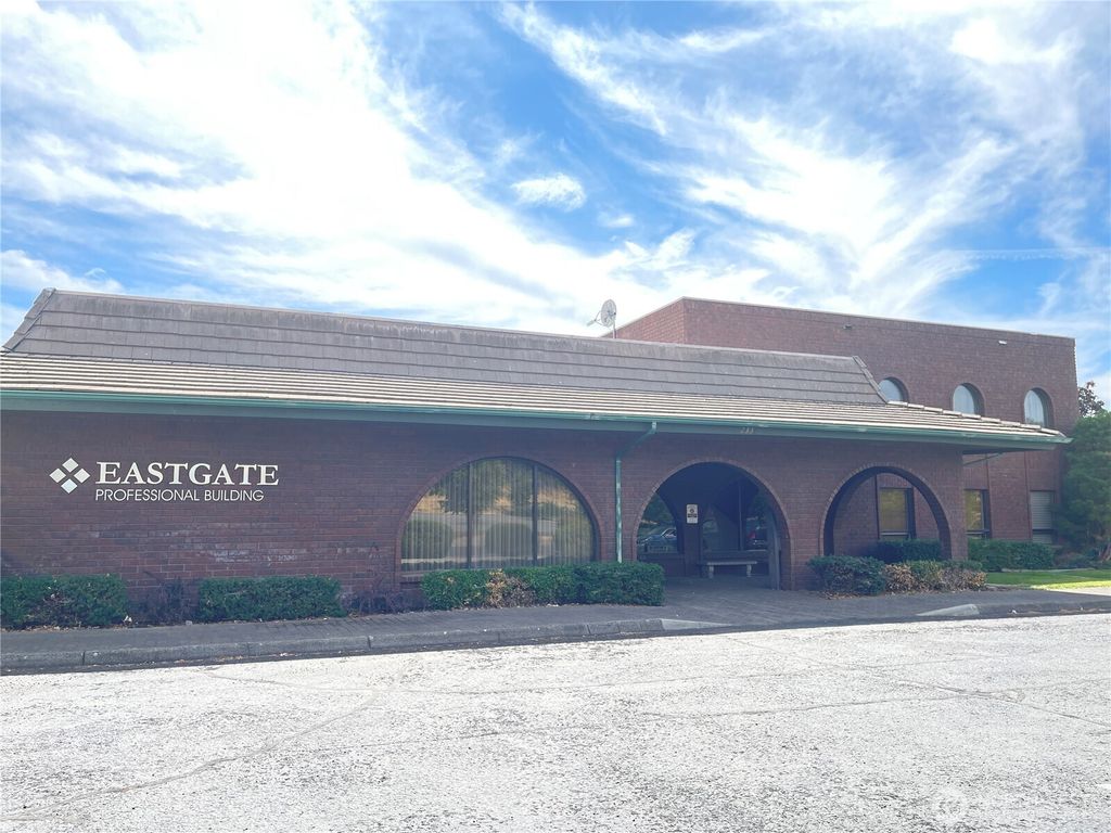 Photo of 2330 Eastgate St #207, Walla Walla, WA 99362 (MLS # 2484914)