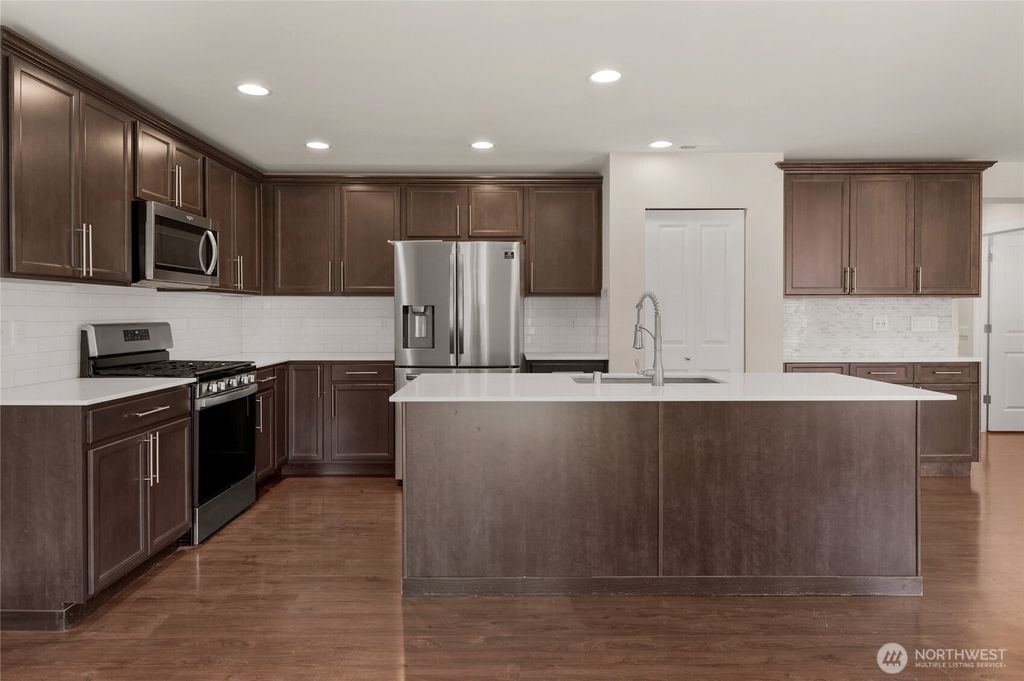 Photo of 8728 54th Street NE, Marysville, WA 98270 (MLS # 2384226)