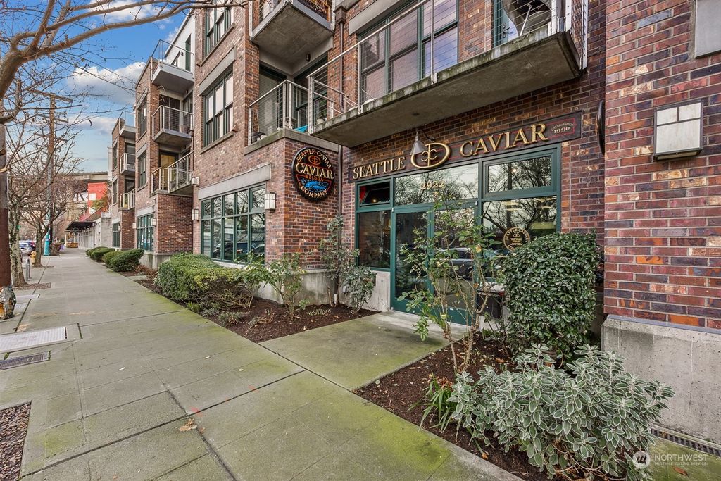 Photo of 2920 Eastlake Avenue E #208, Seattle, WA 98102 (MLS # 2190374)