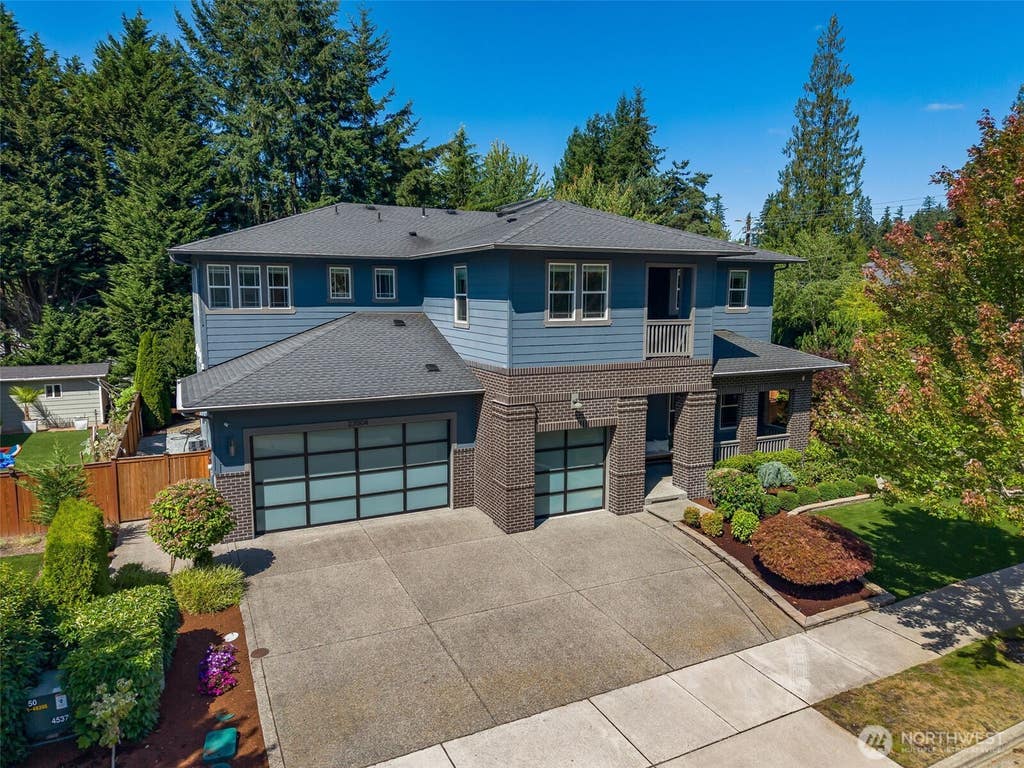 Photo of 22004 33rd Drive SE, Bothell, WA 98021 (MLS # 2566331)