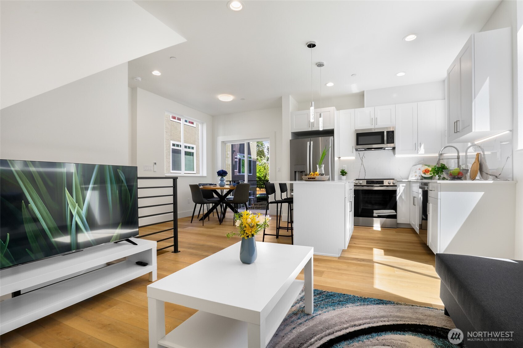 10533 Stone Avenue N