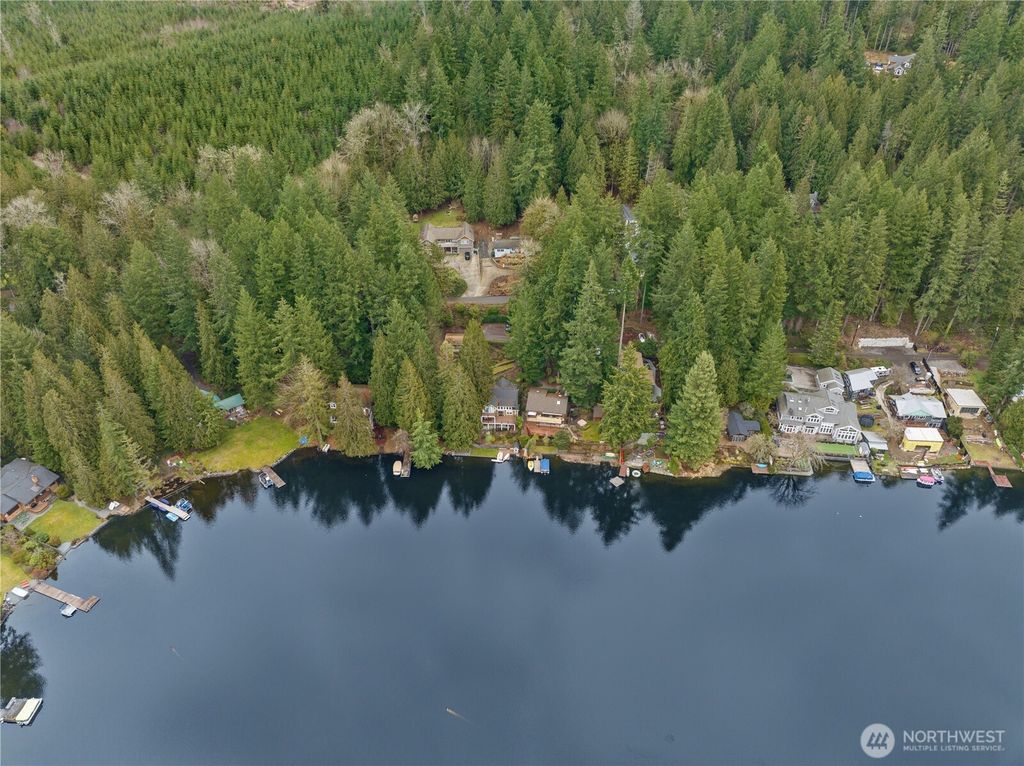 Photo of 3866 E Ames Lake Drive NE, Redmond, WA 98053 (MLS # 2482049)