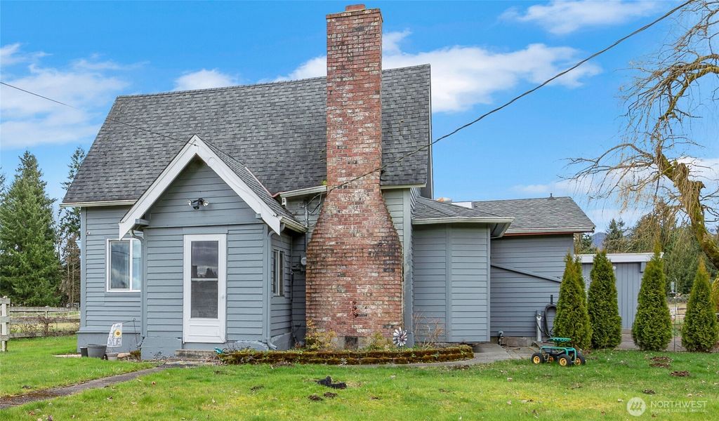 Photo of 40216 264th Avenue SE, Enumclaw, WA 98022 (MLS # 2485906)