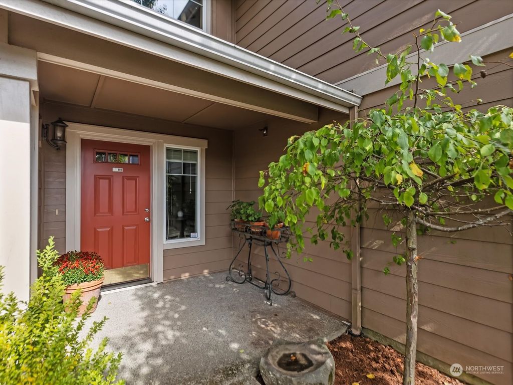 Photo of 5000 146th Place NE #A-101, Marysville, WA 98271 (MLS # 2318376)
