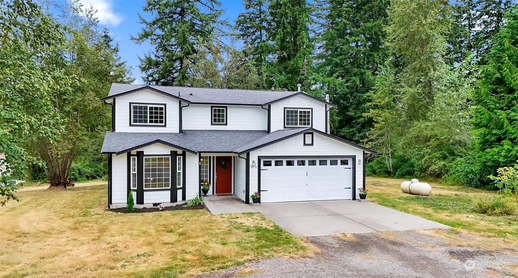 Photo of 13719 44th Street NE, Lake Stevens, WA 98258 (MLS # 2280938)