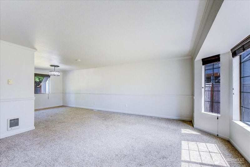 5019 139th Place NE