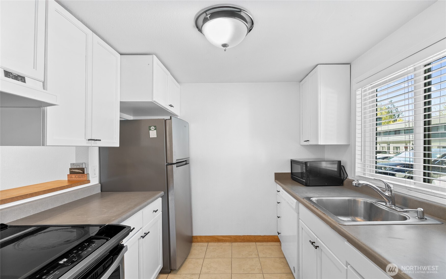 1040 S 320th Street 36