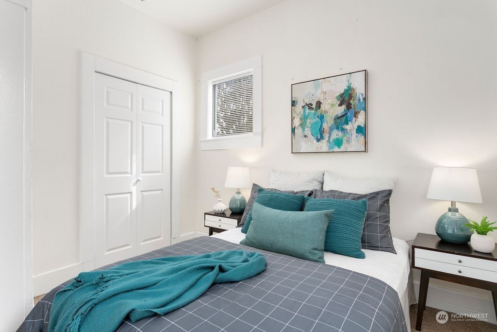 Photo of 2808 SW Genesee Street, Seattle, WA 98126 (MLS # 2048243)