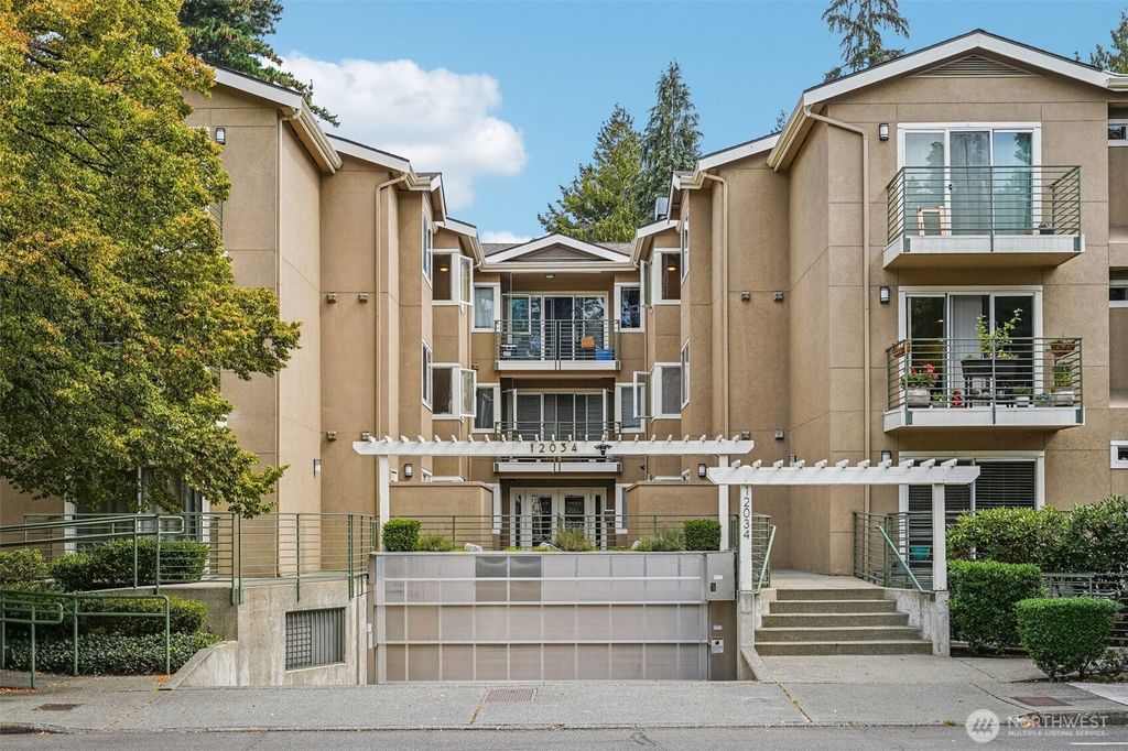 Photo of 12034 15th Avenue NE #204, Seattle, WA 98125 (MLS # 2427258)