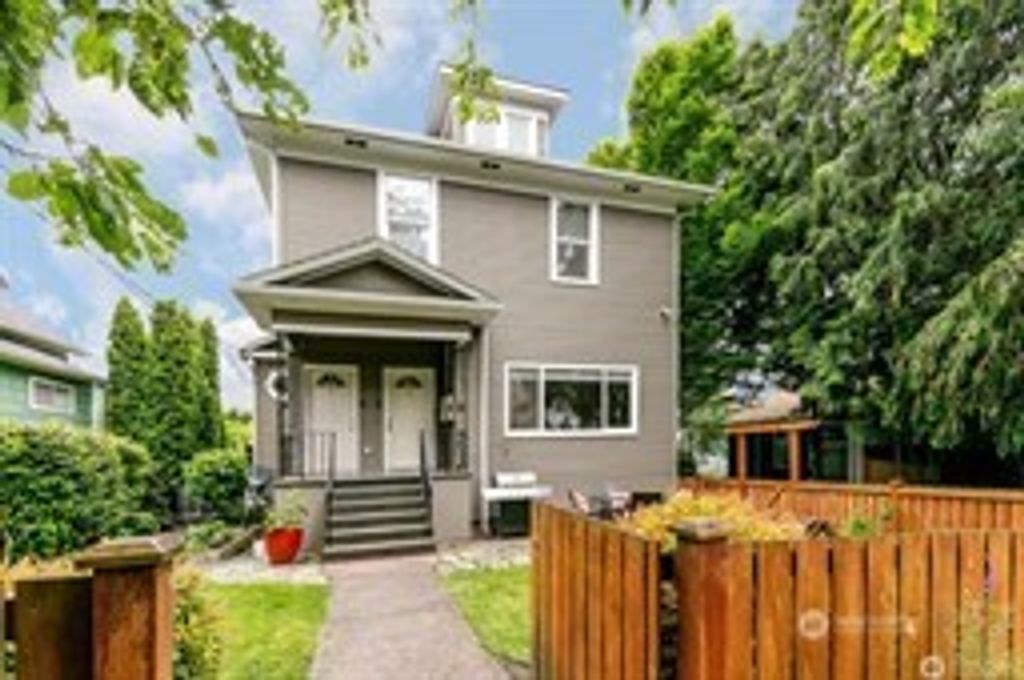 Photo of 3624 Whitman Avenue N #4, Seattle, WA 98103 (MLS # 2446477)