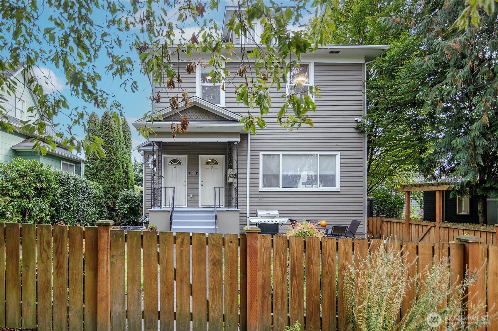 3624 Whitman Avenue N 4
