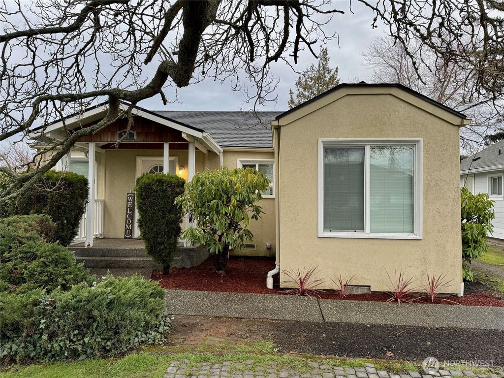 Photo of 711 Le Lou Wa Place NE, Tacoma, WA 98422 (MLS # 2483284)