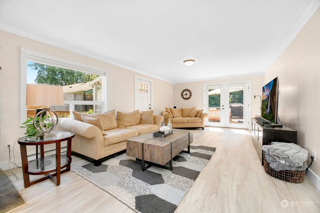 Photo of 2334 N 115th Street, Seattle, WA 98133 (MLS # 2273938)