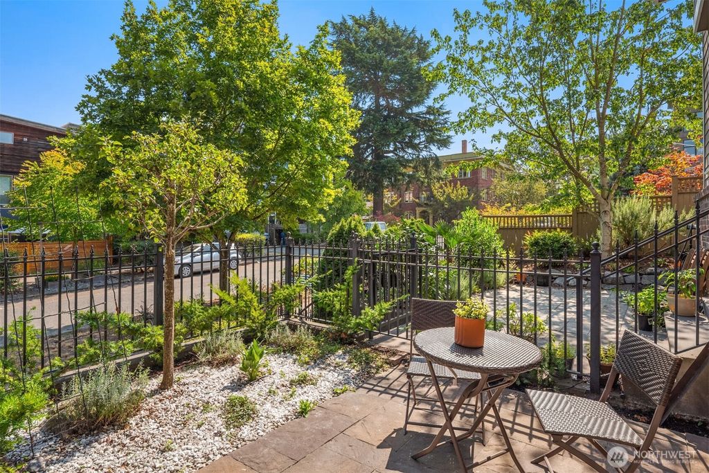 Photo of 209 18th Avenue E #B, Seattle, WA 98112 (MLS # 2428592)