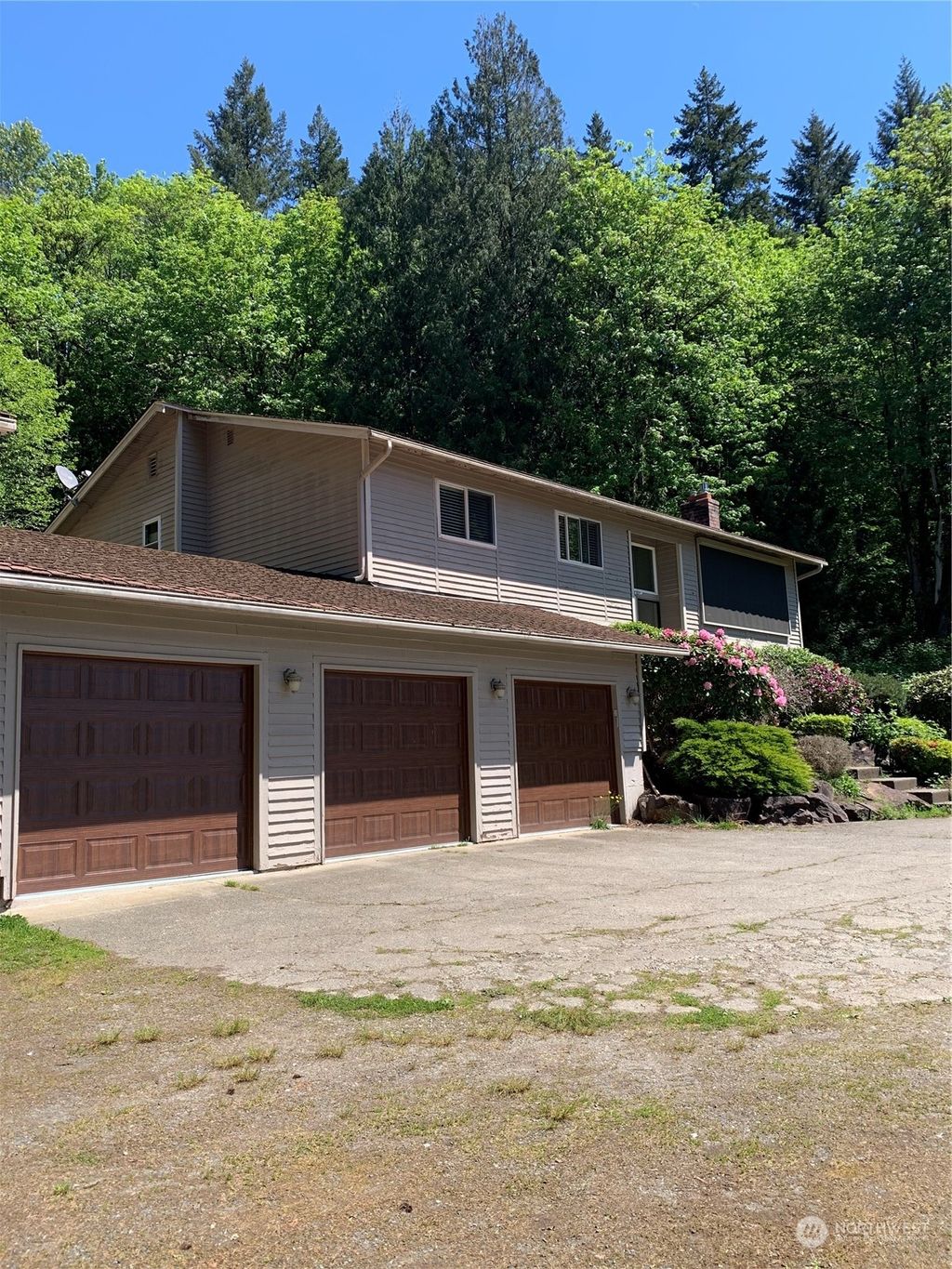 Photo of 25132 SE 158th Street, Issaquah, WA 98027 (MLS # 2236454)