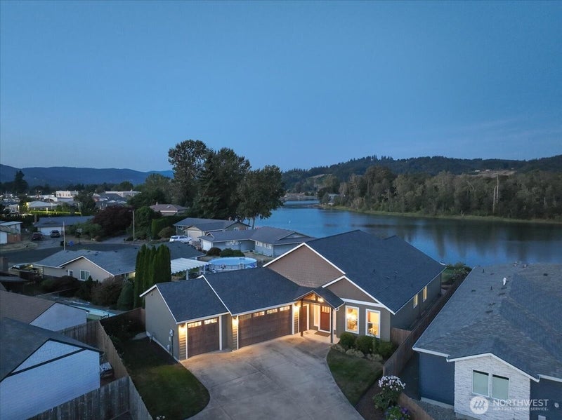 450 Lilac Lane
