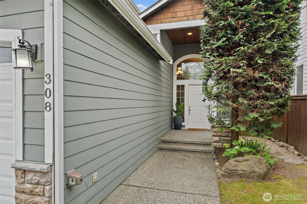 Photo of 308 170th Place SE, Bothell, WA 98012 (MLS # 2513985)