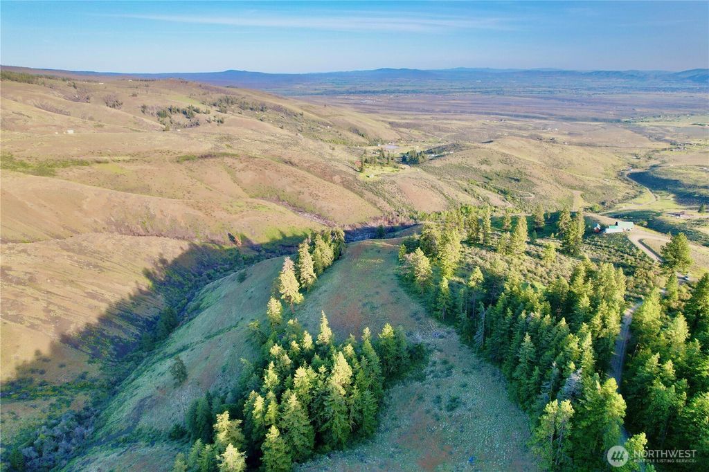 Photo of 2911 W Sun East Road, Ellensburg, WA 98926 (MLS # 2472160)