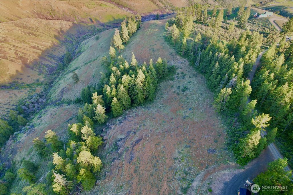 Photo of 2911 W Sun East Road, Ellensburg, WA 98926 (MLS # 2472160)